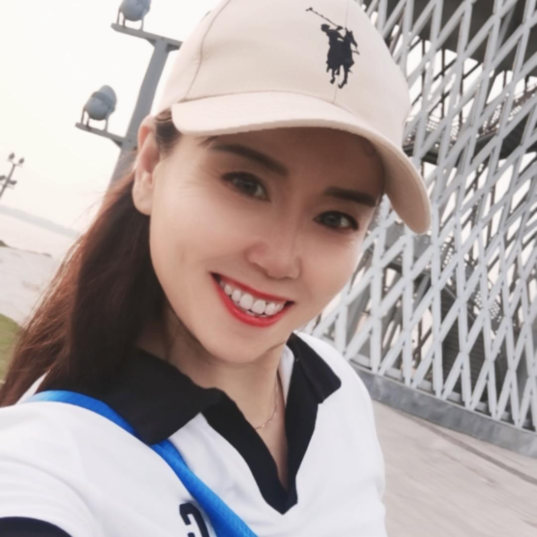 爱笑的姐
