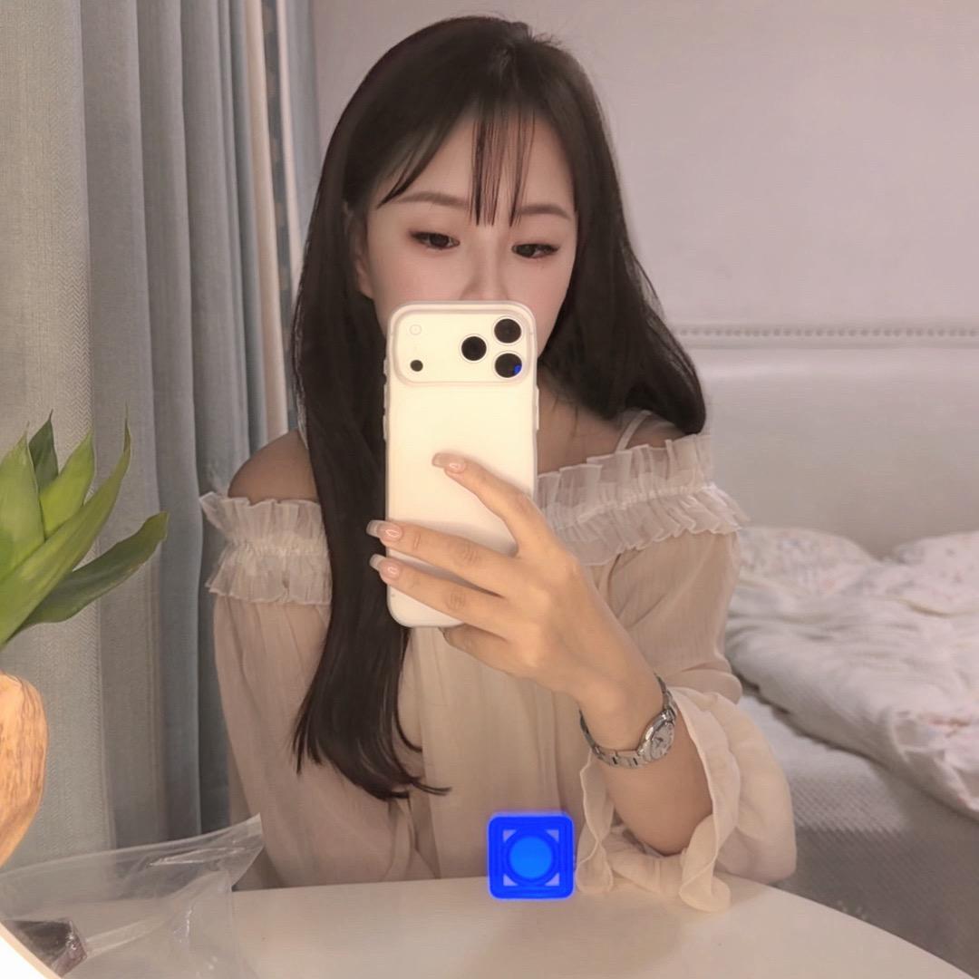 璐璐🍒