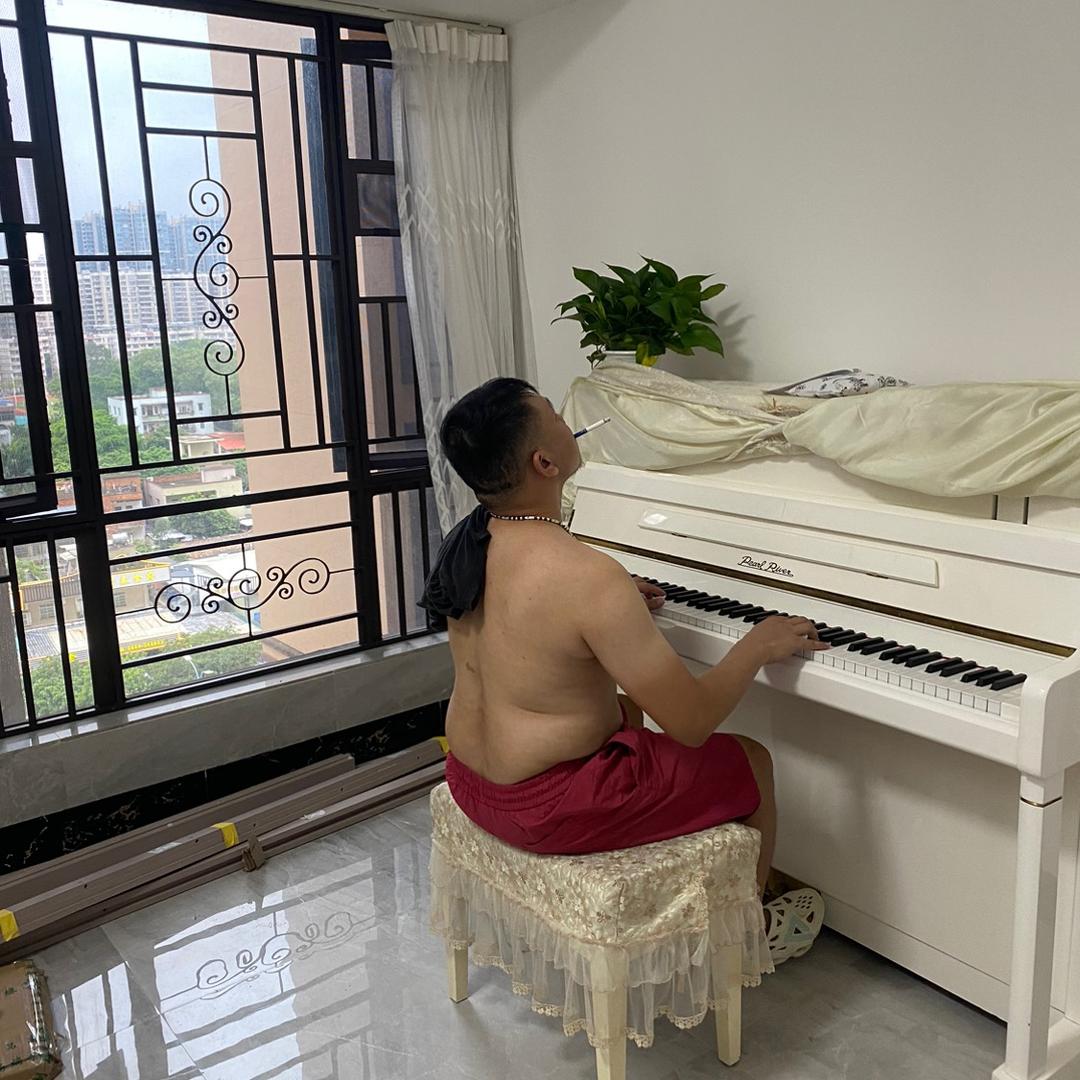 唏嘘的装柜佬