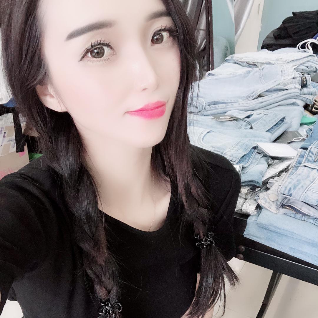@关于琳服饰