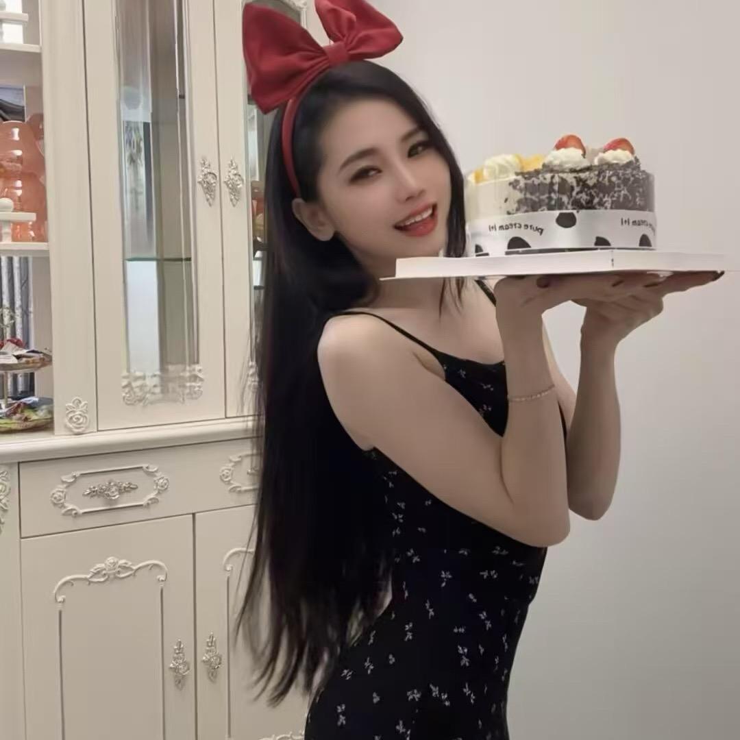 @柒牌 东海岸万象汇店-小林