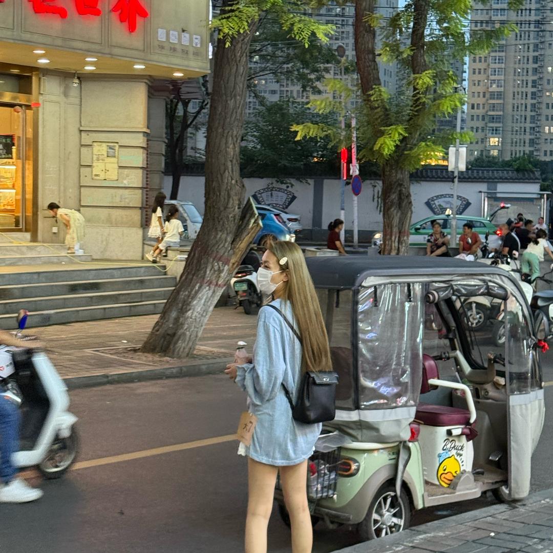 郑州钱塘花梨大码女装