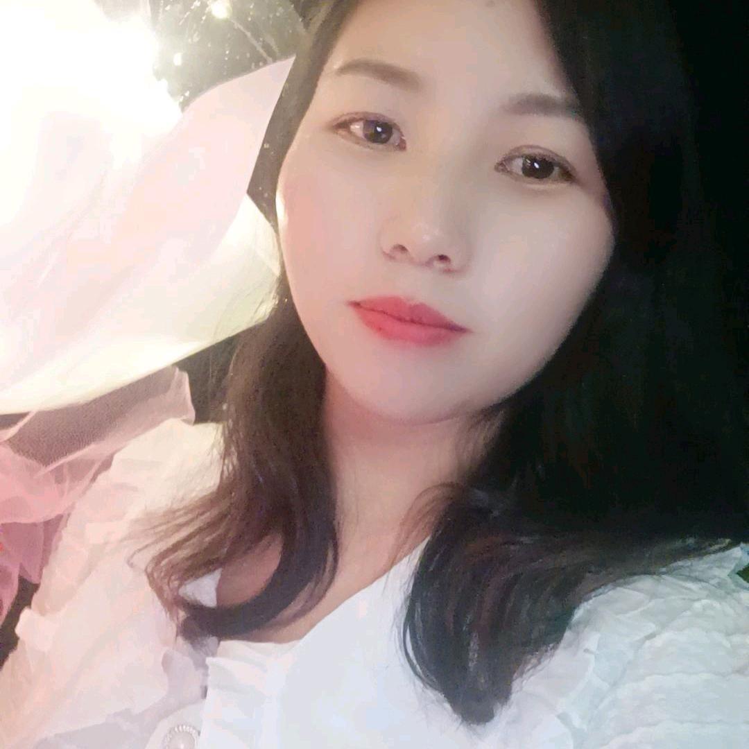 ☘️🥀时间陌生了彼此☘️🥀