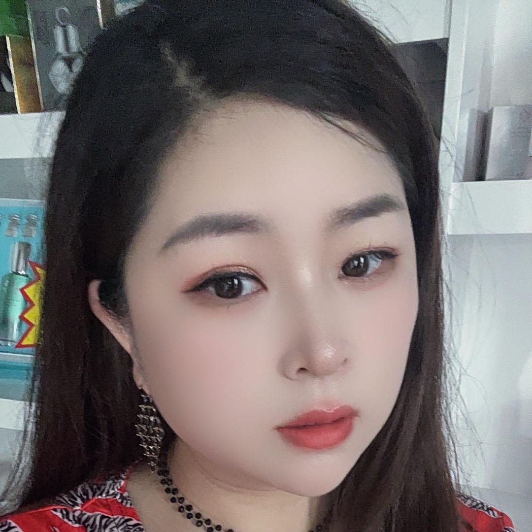 玫瑰雪儿