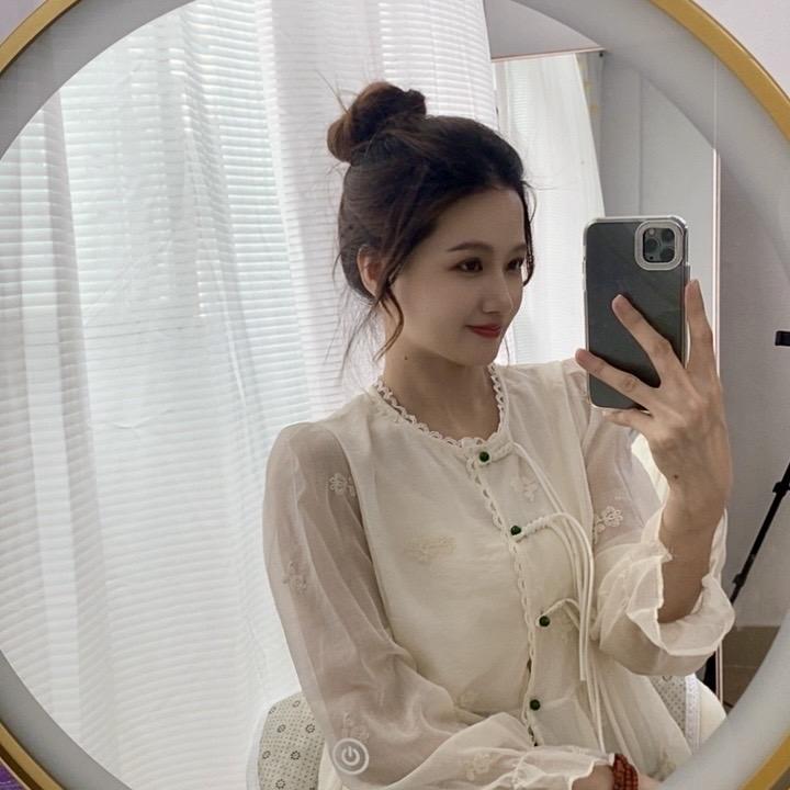 依念女装店