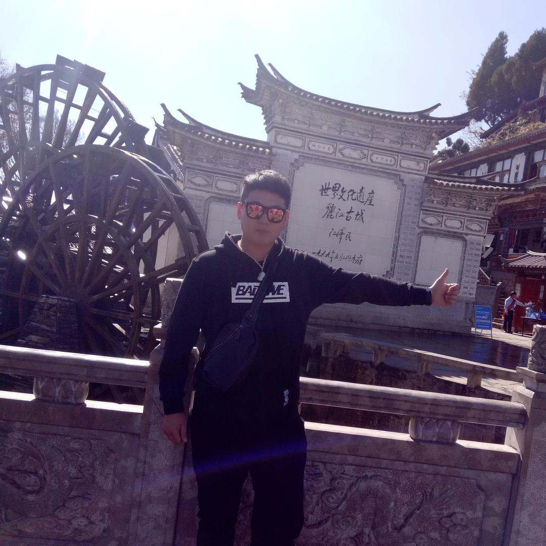 DVS-小裴