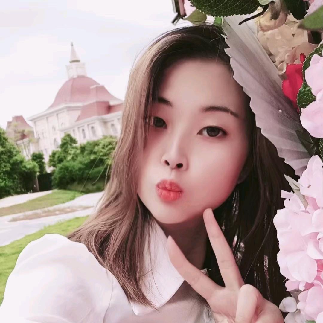大灰狼姑娘💋（新人打榜）