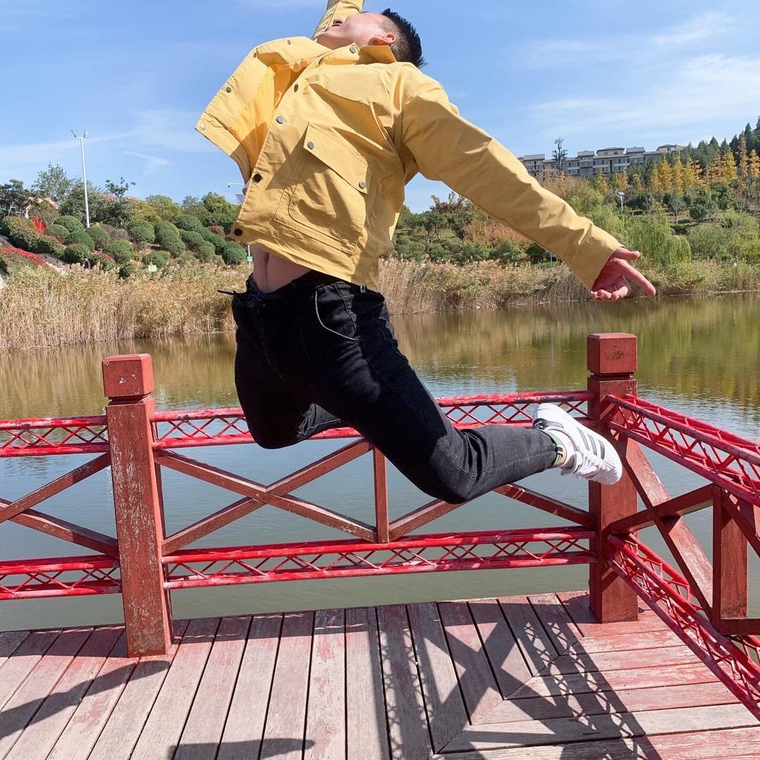 郑大钱             ╲