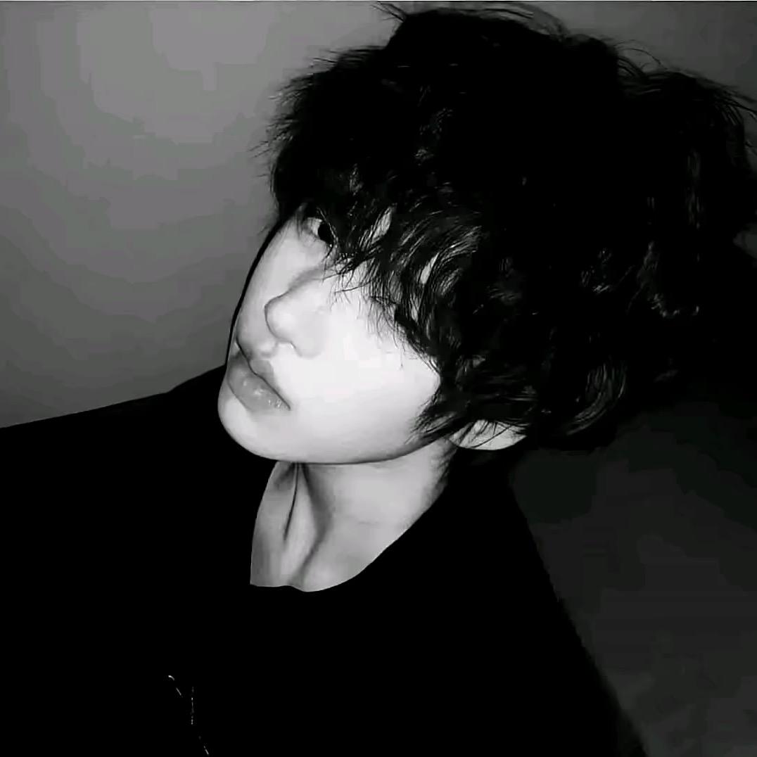 喜欢开v6的少妇