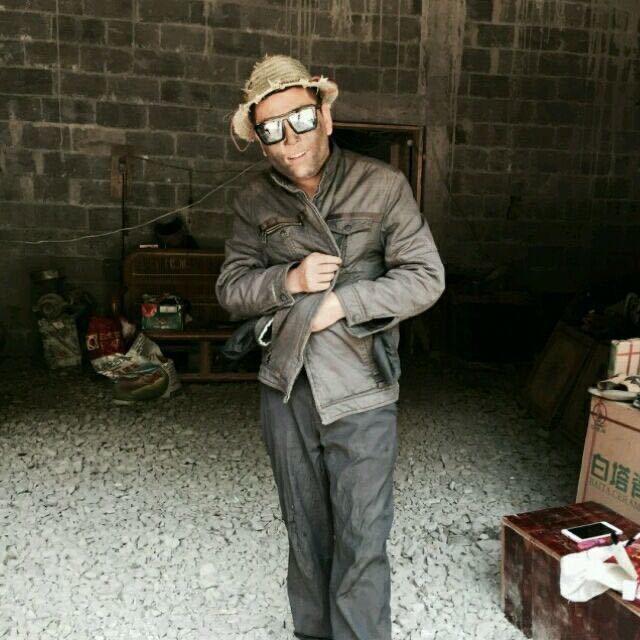 不开心啊呀