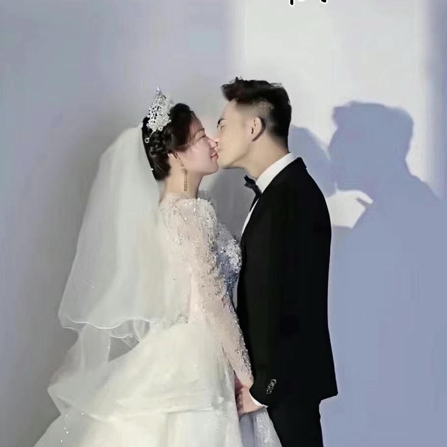 এ᭄李少小丽夫妇ོ࿐（橱窗有好物）