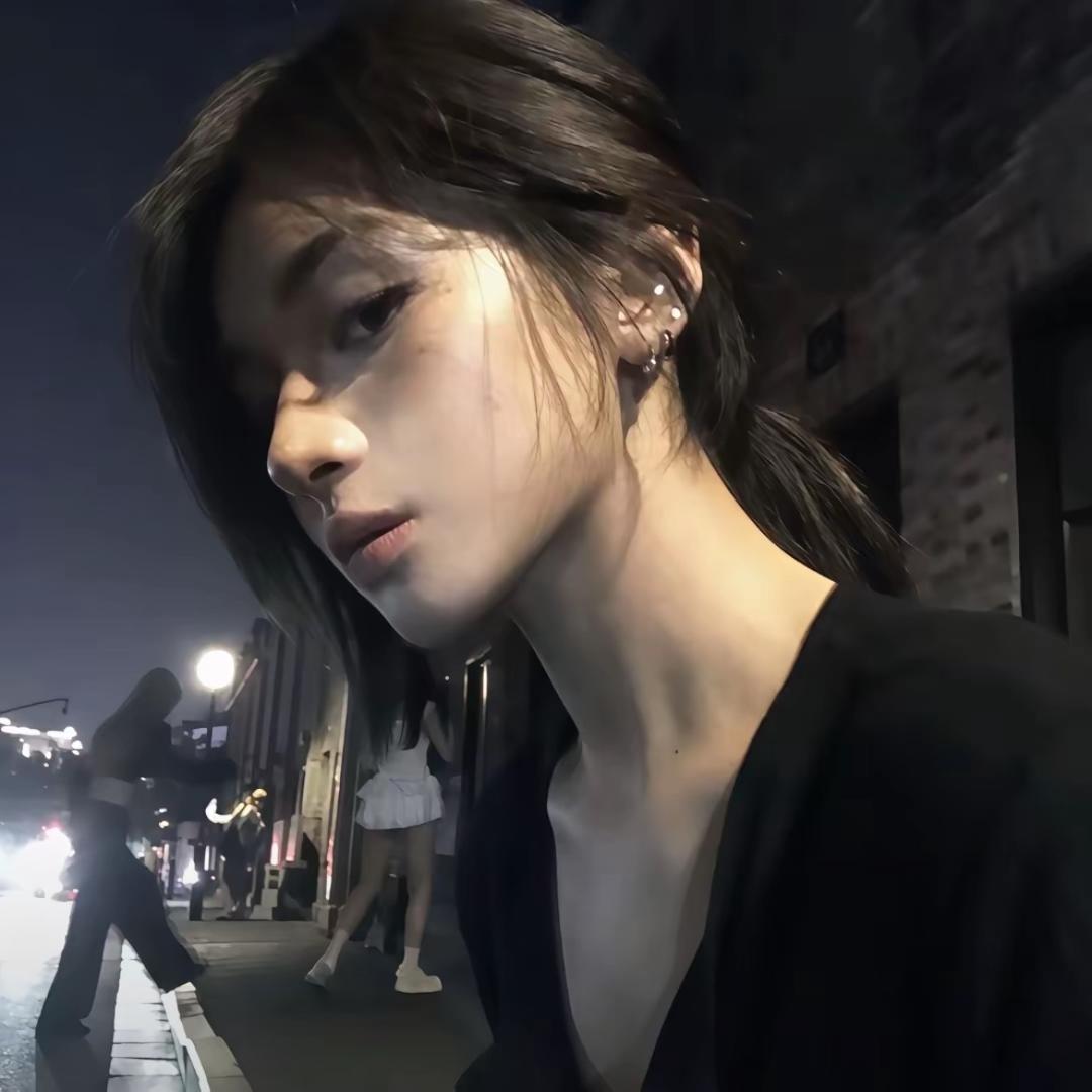 77/