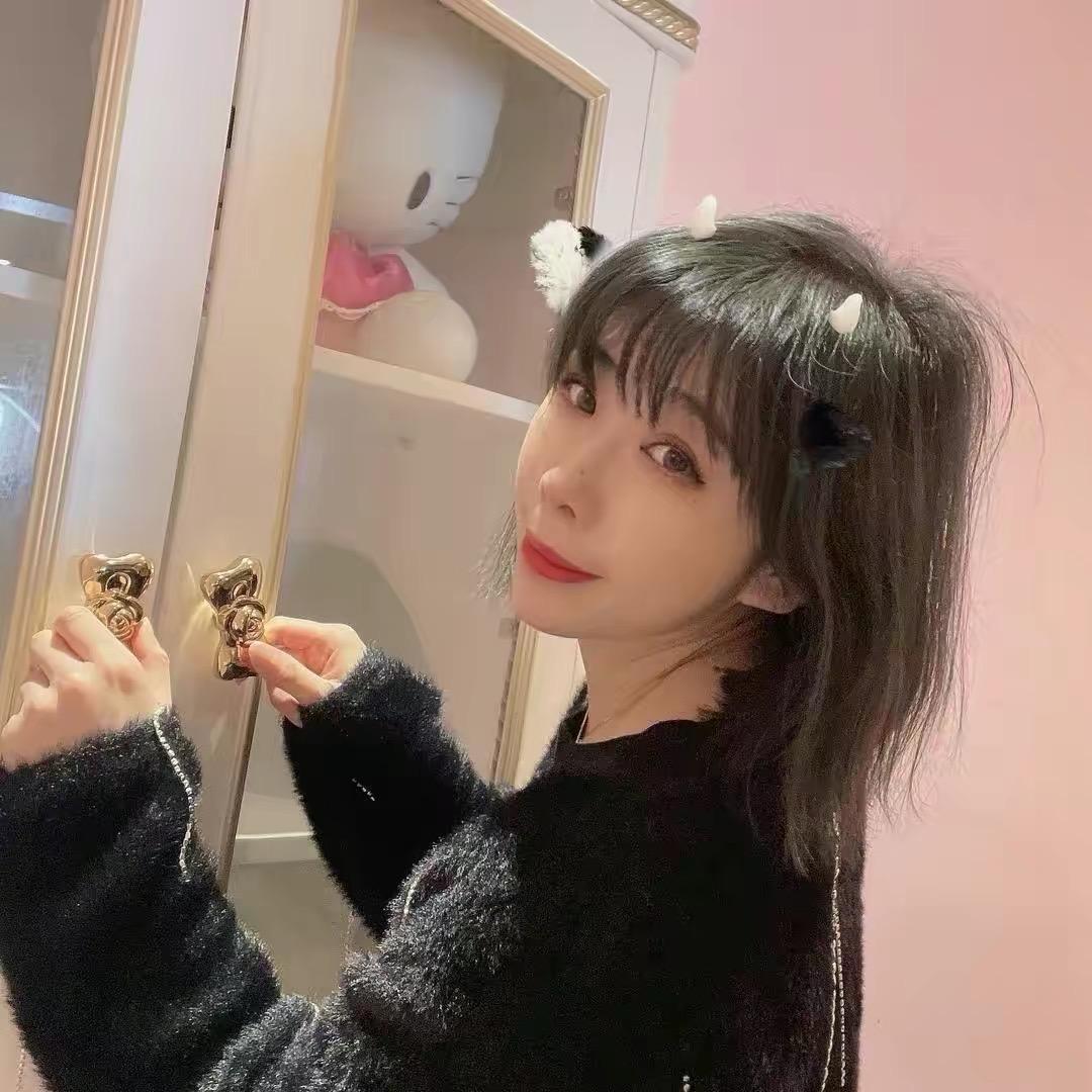 琦琦微胖韩系穿搭