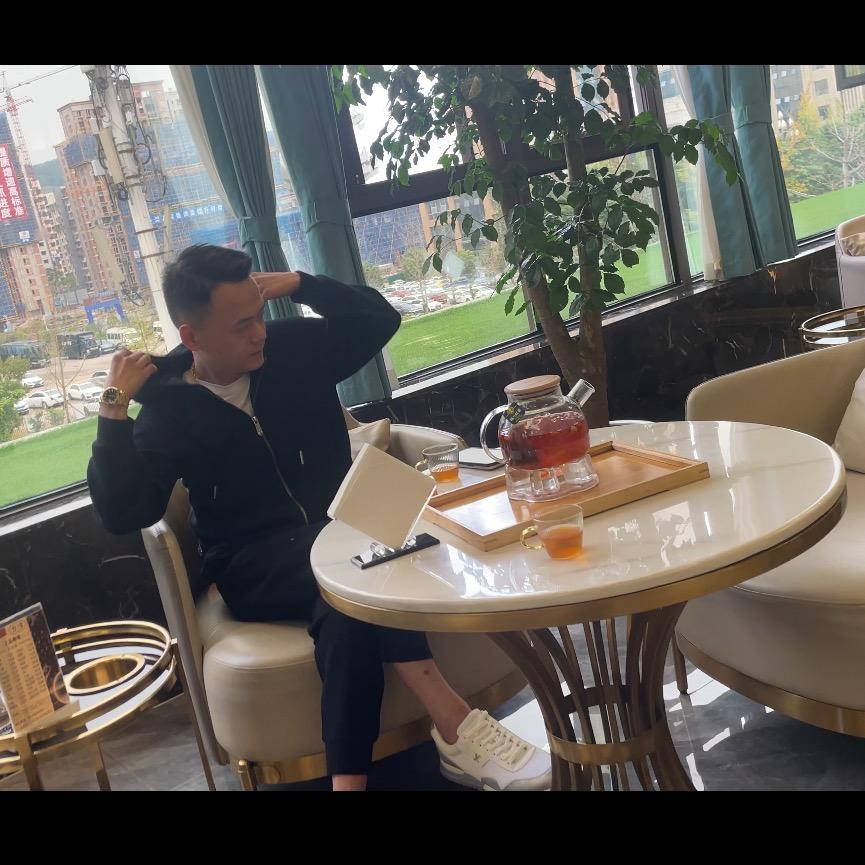 黄单纯、