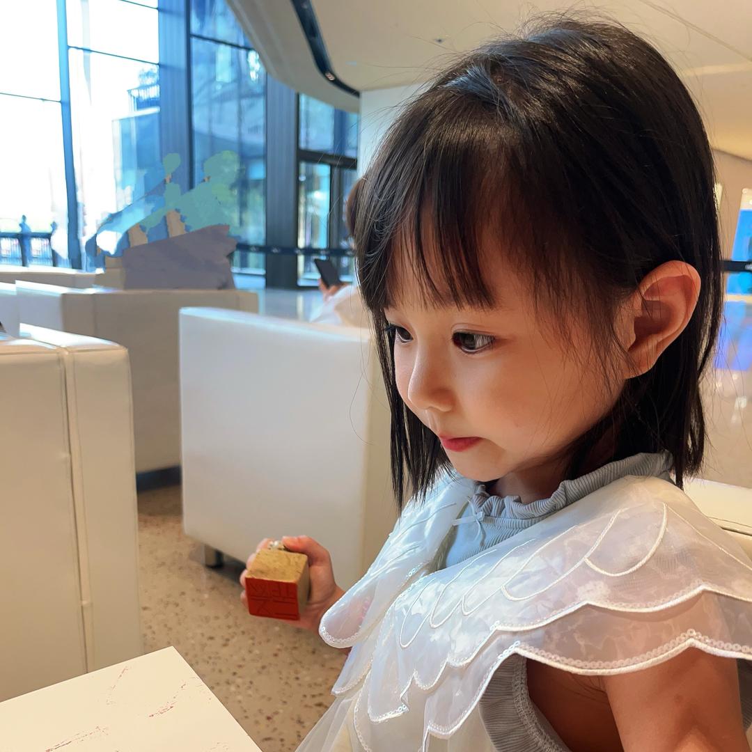 东方小可爱🥰