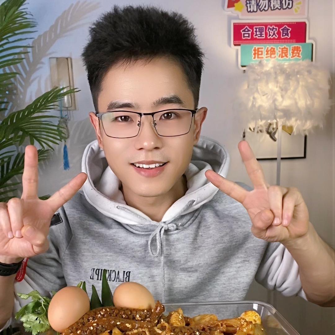傅小川爱吃
