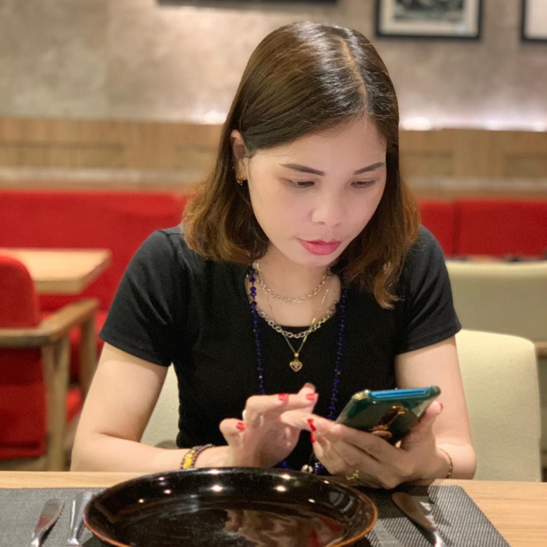 梦梦🌹（Hà Trường )