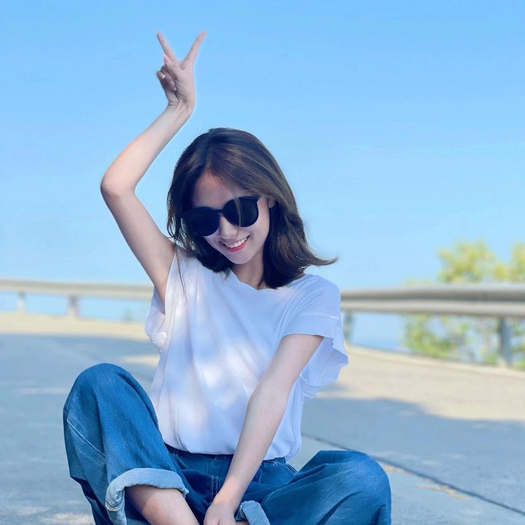 妍妍逛吃喝