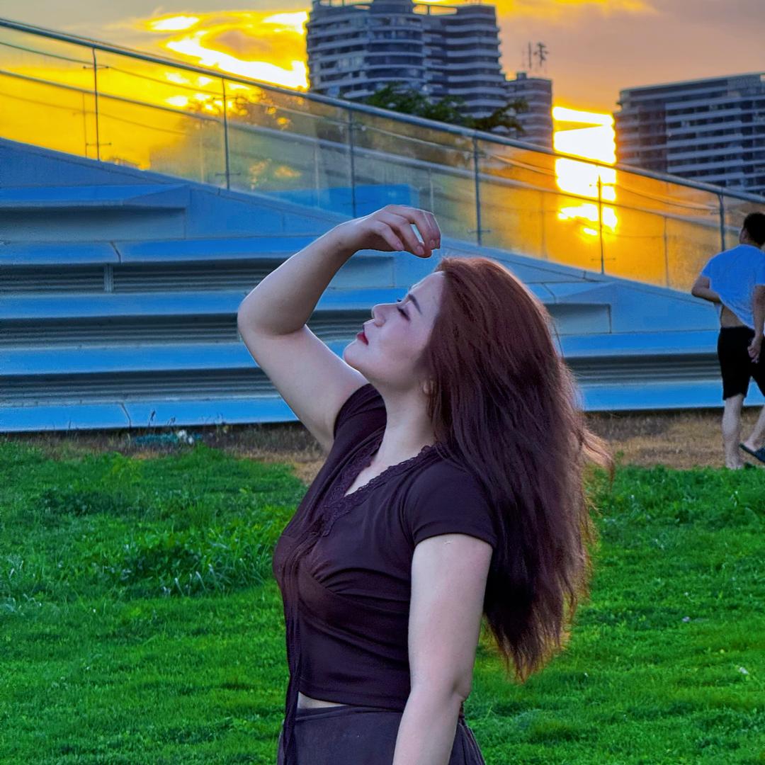 时光salon琳姐，专做烫发.染发.接发