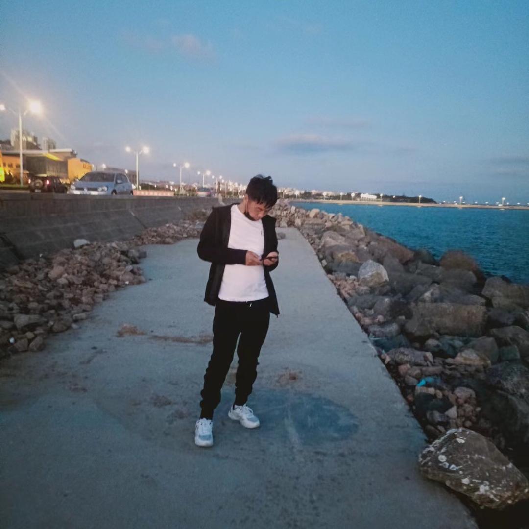 我要寻找我的幸福，余生在不将就。