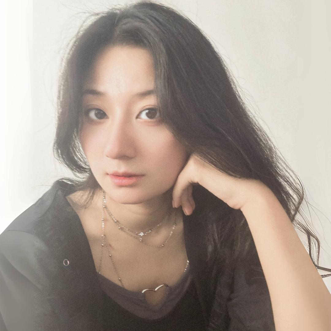 热气球上的小草莓🍓