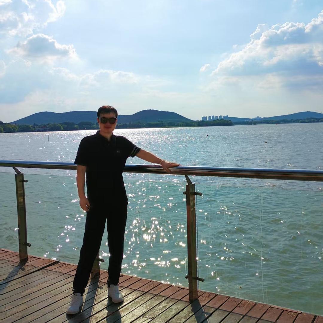 唯唯一笑很倾城（有关必回）