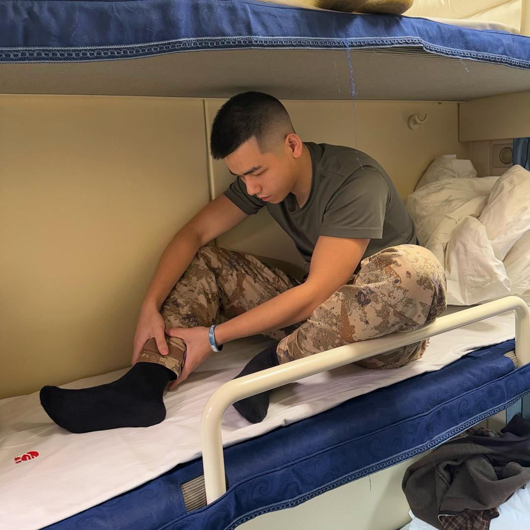 陈天睡大觉🇨🇳