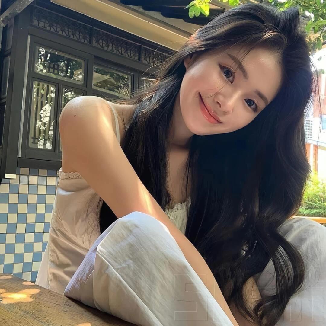 茜茜～