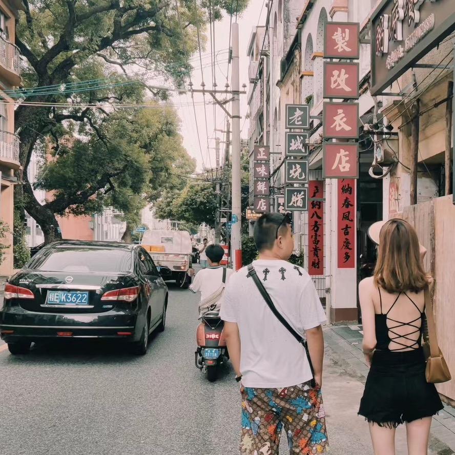 双福镇兄弟商场，啊建