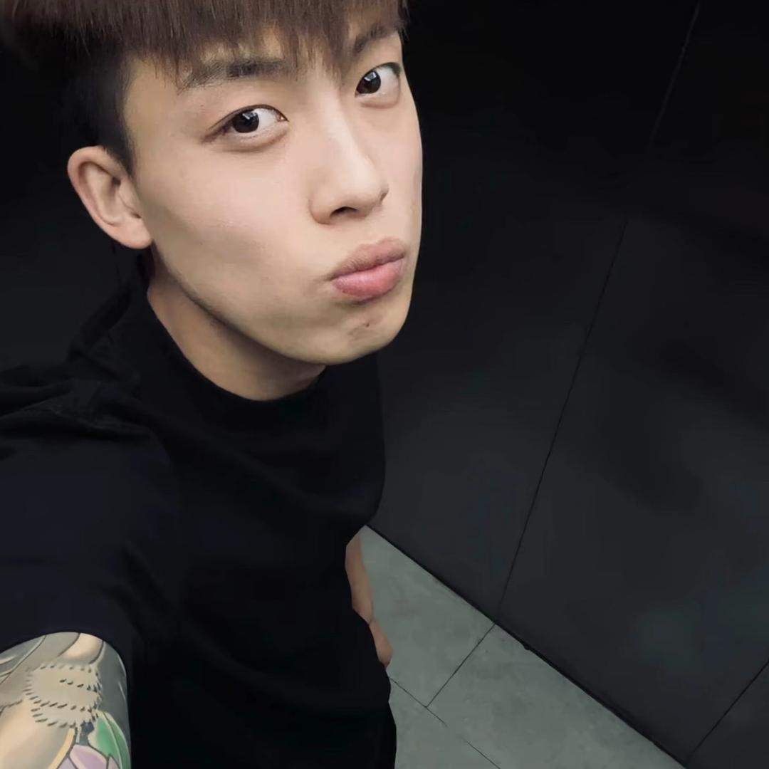 英雄冒险团-小强（奕荷）