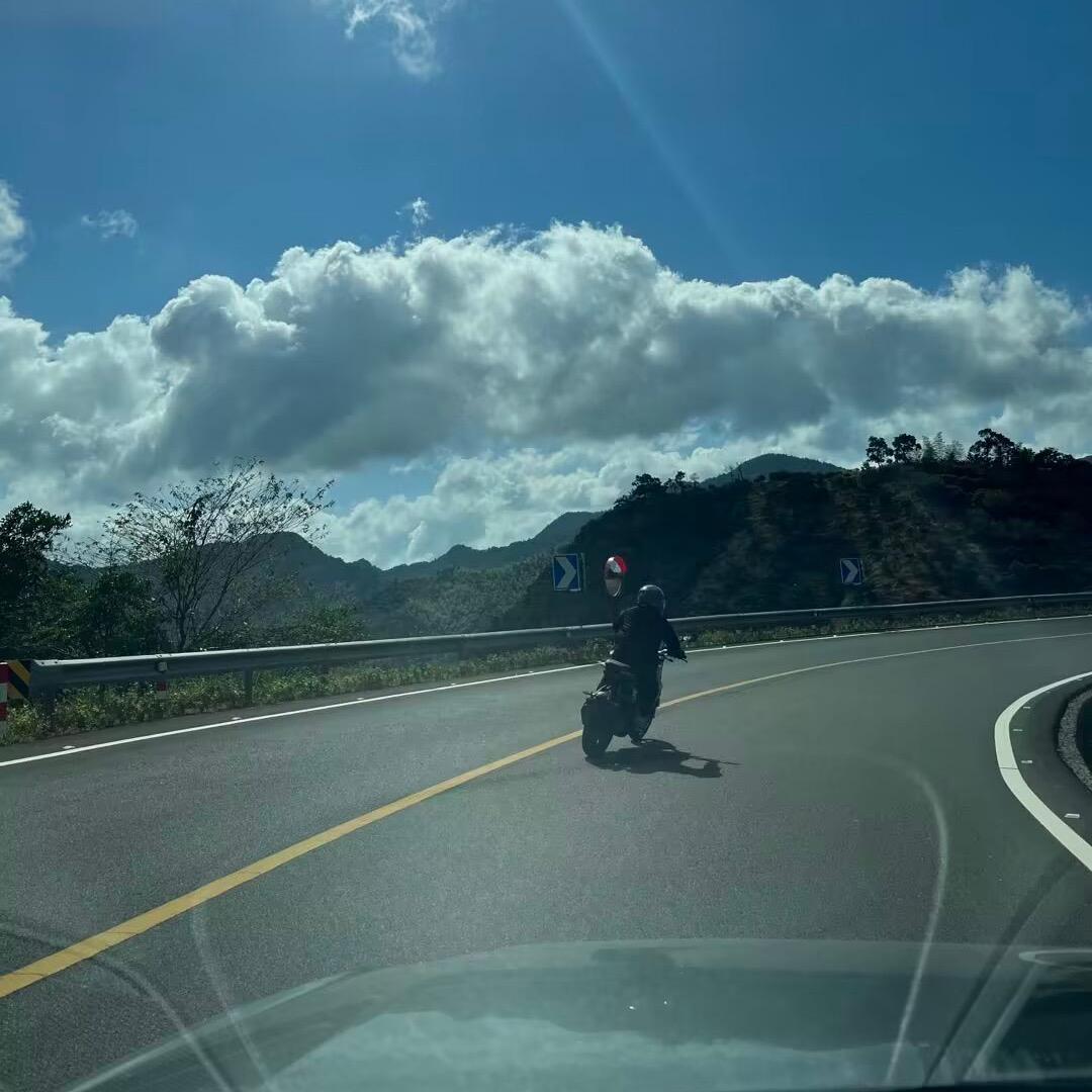 在路上（宁波）