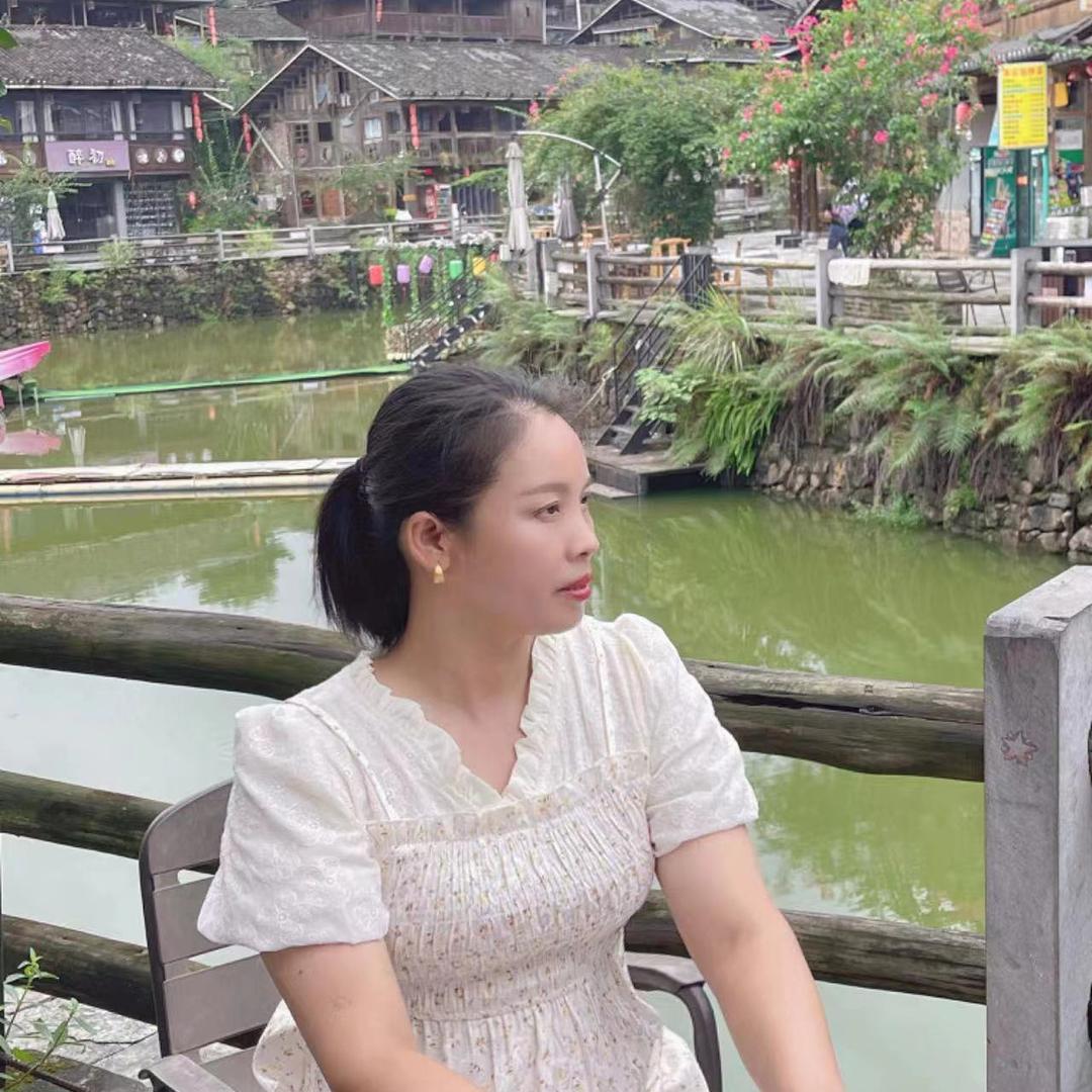 莉莉（山三妹团队）