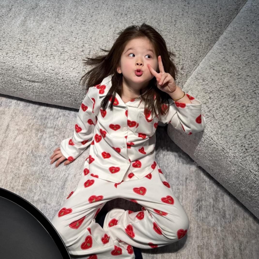 ￴￴再见莫妮卡