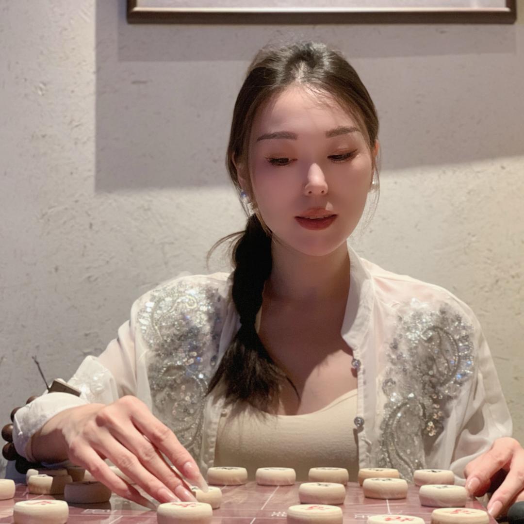 玉 玊