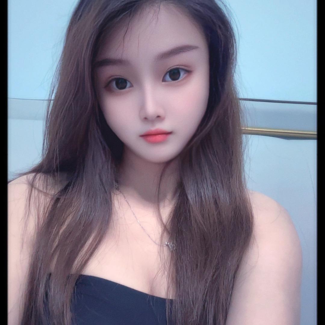 莫莫