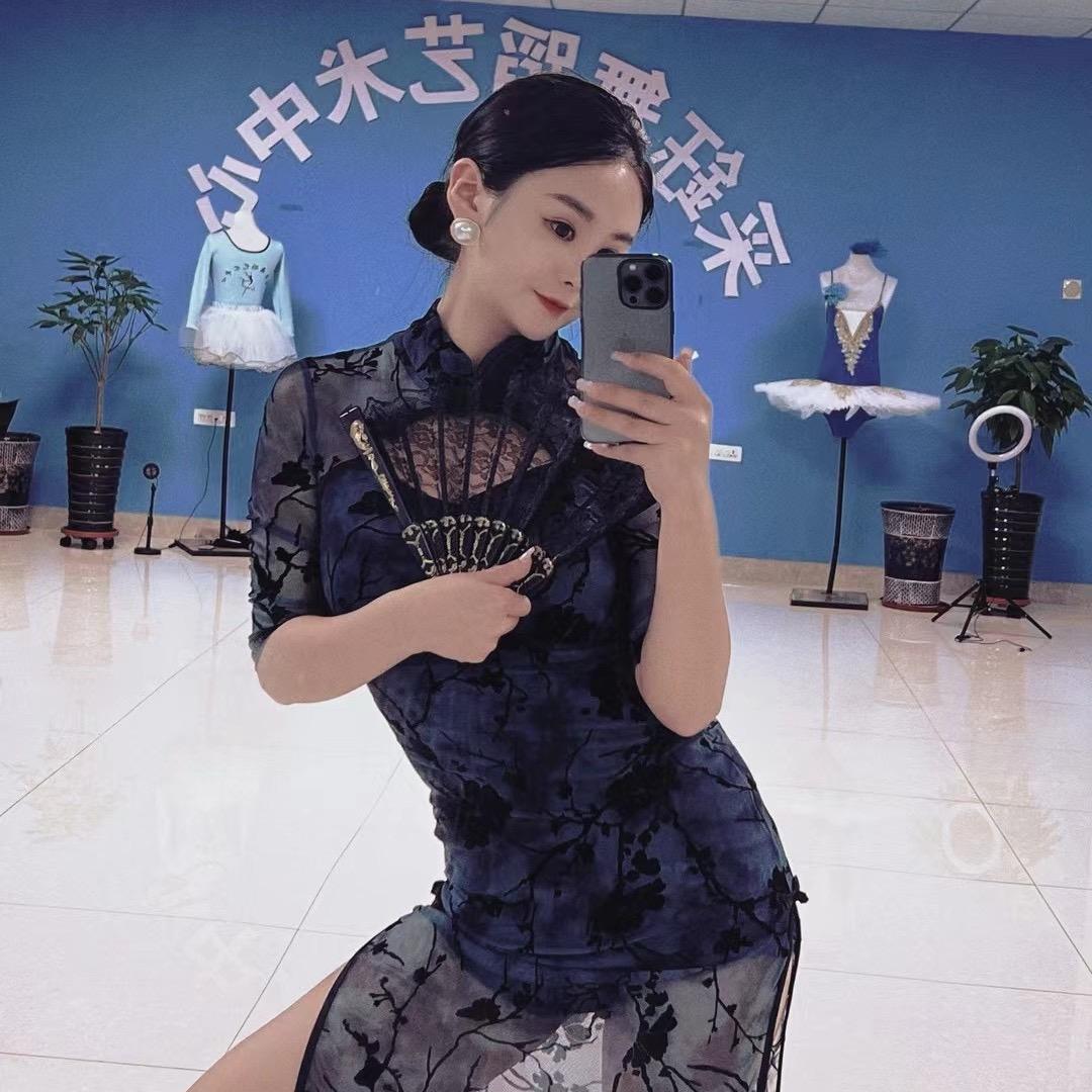 绥中县采鈺舞蹈ღ