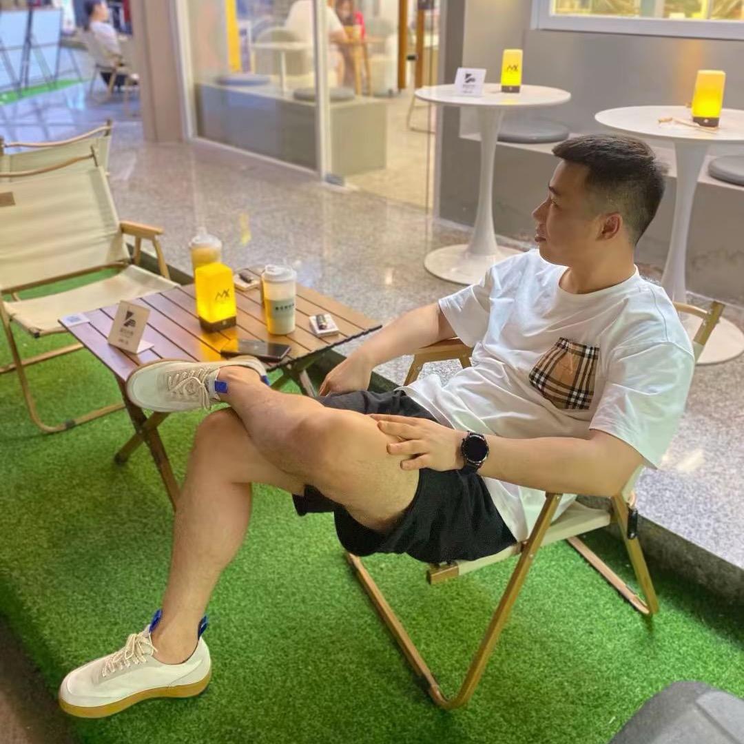 洋洋“德义”