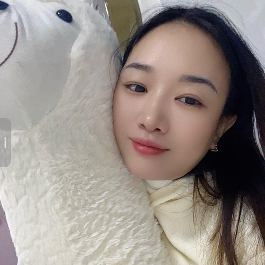 乐瑶呀