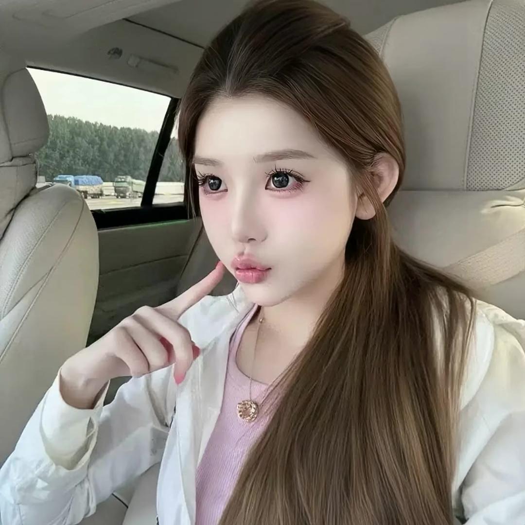 iu77