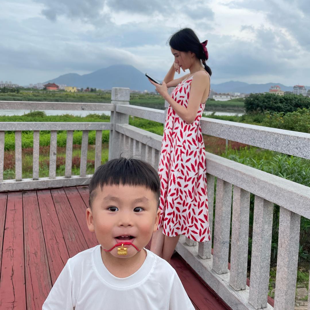 一家人的娇儿