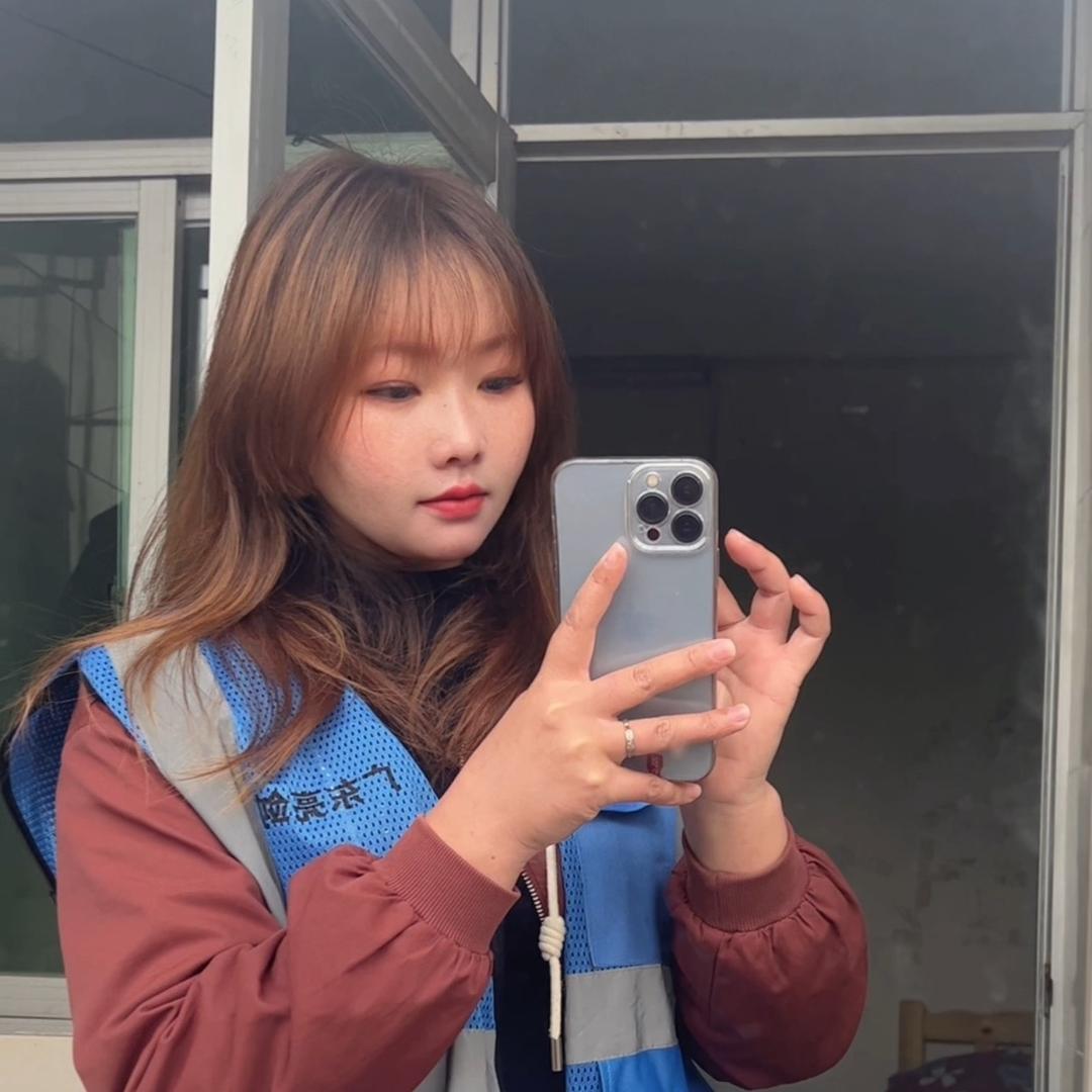工地女孩，加油💪