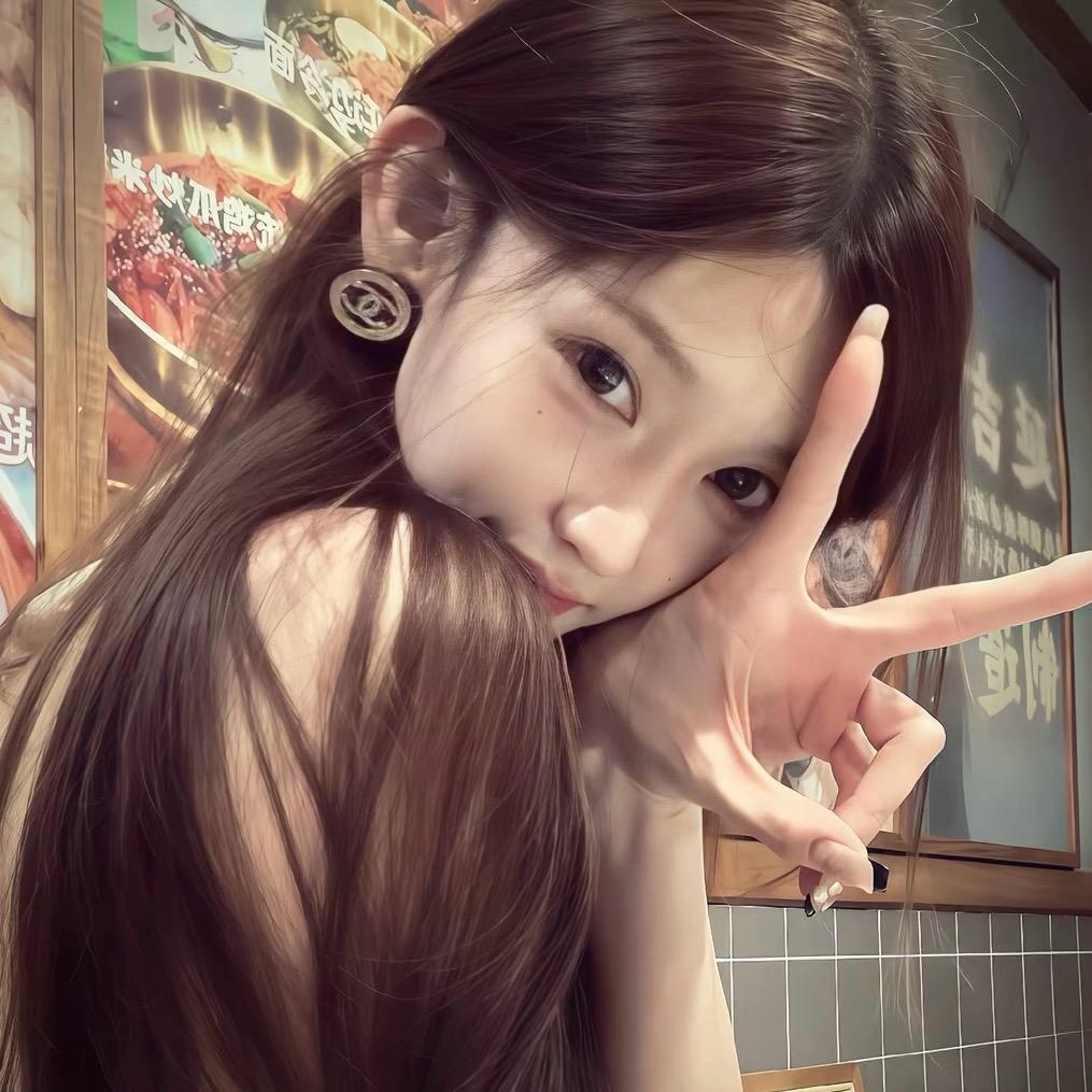 小莹^