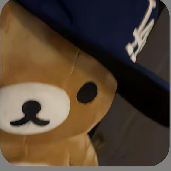 T_T头像