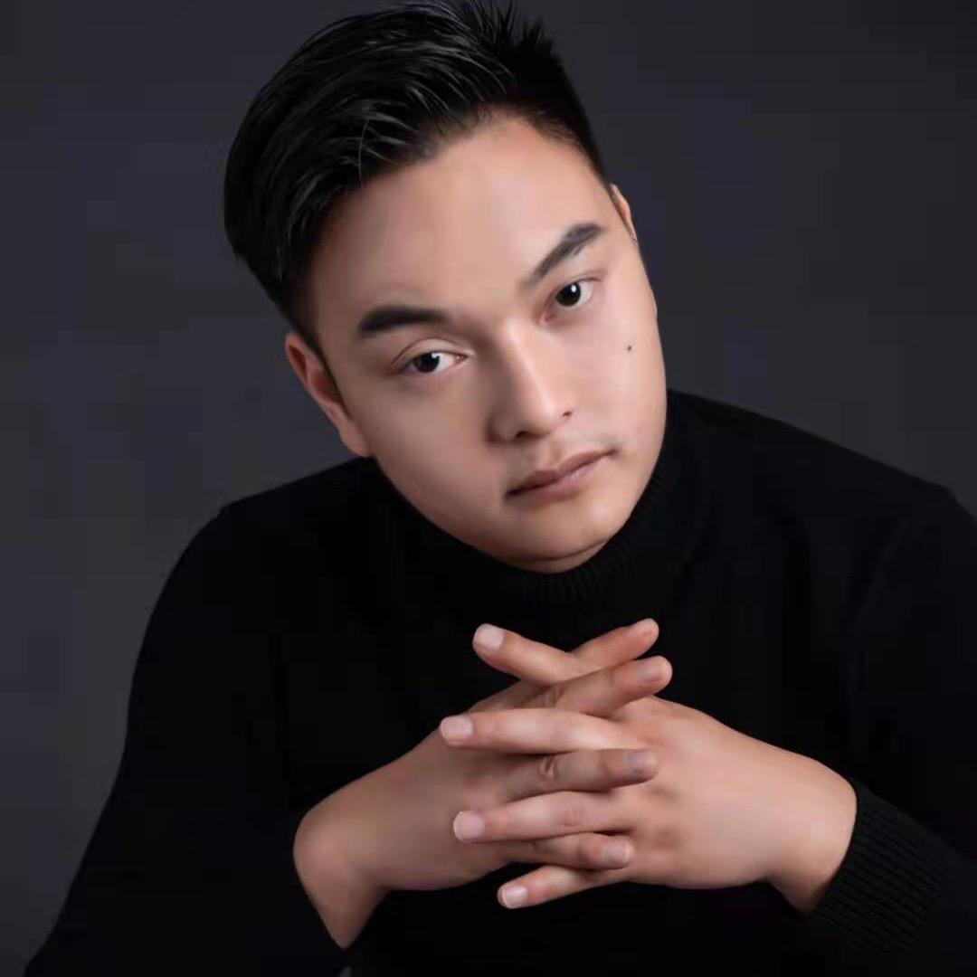 刘佳−名饰装饰