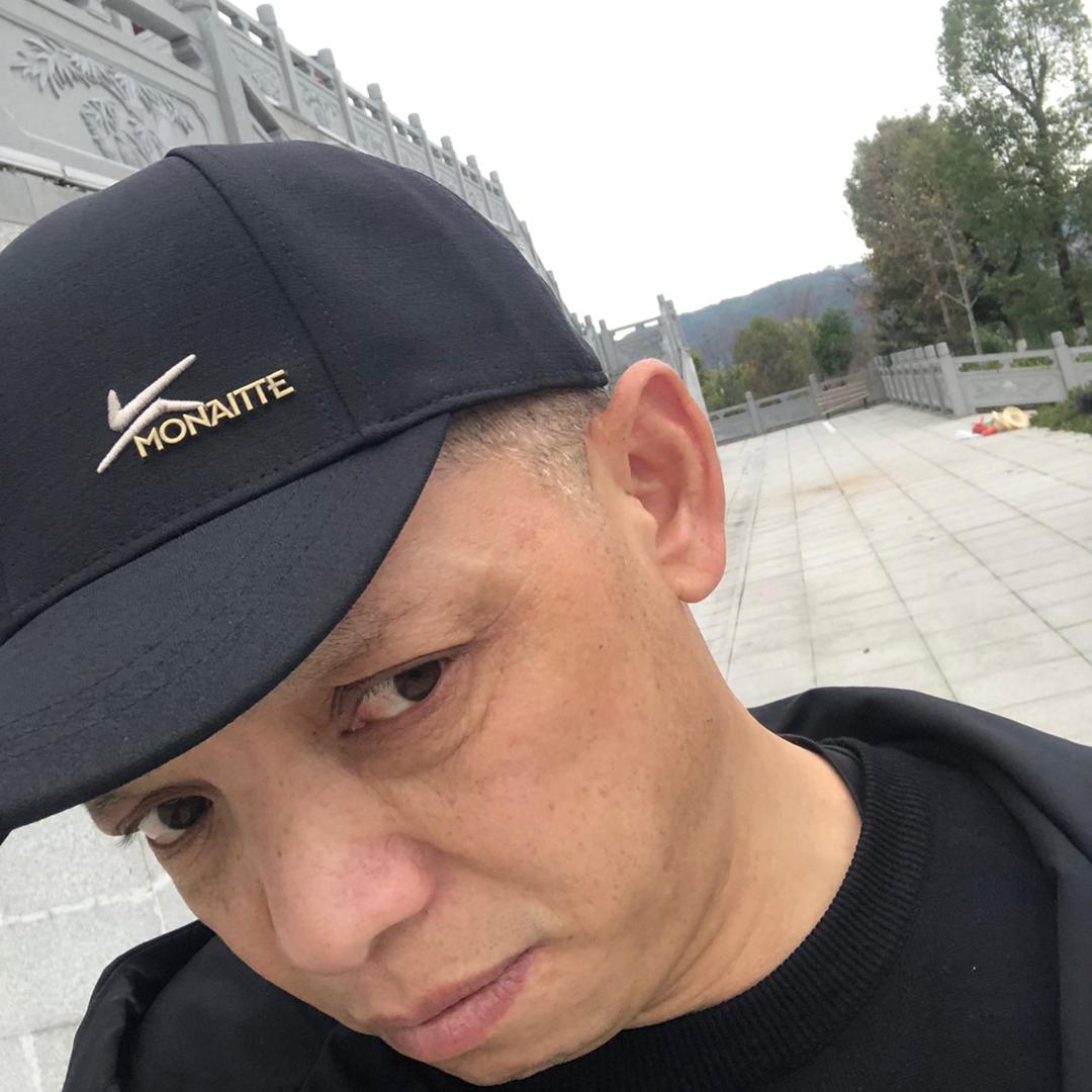 赖先生