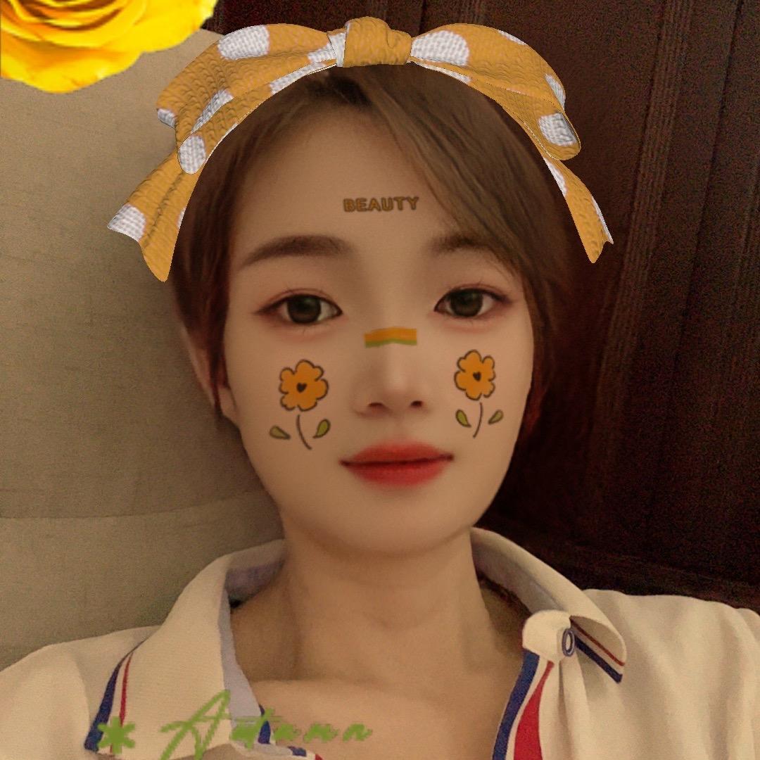 卖瓷砖的小姐姐.