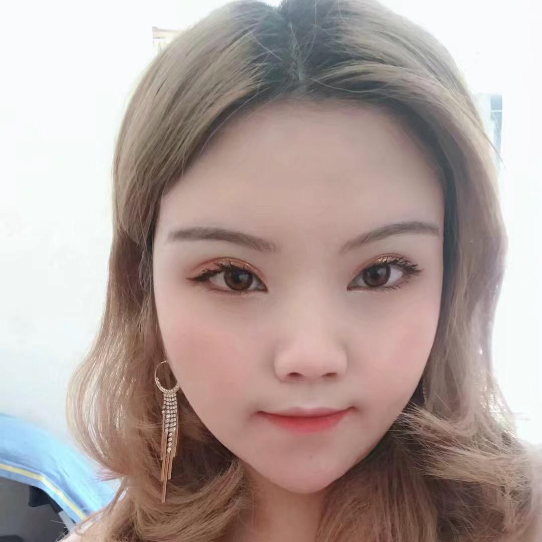 小蜜蜂美甲