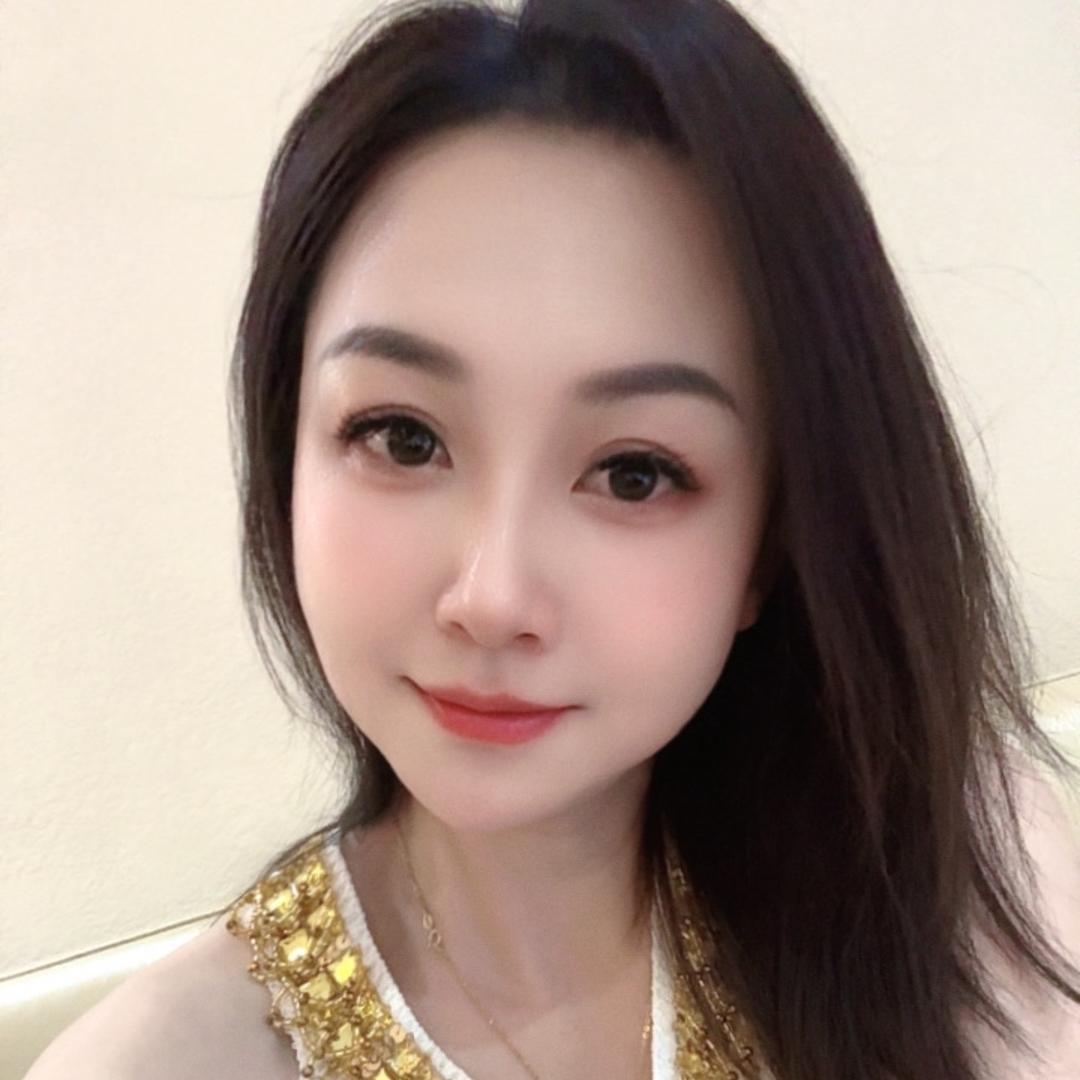 梅纭绯