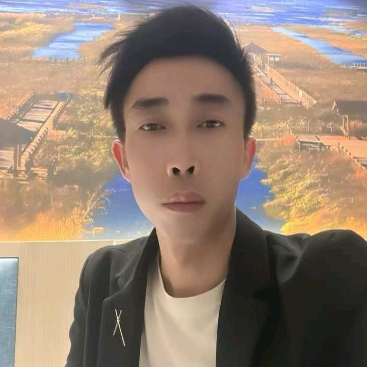 张嘉4zhgm