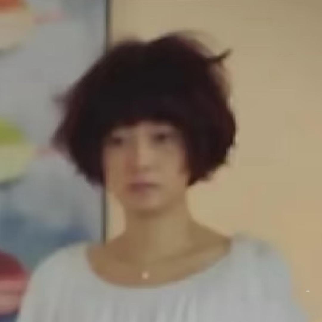 一朵风中飘渺的罗子君